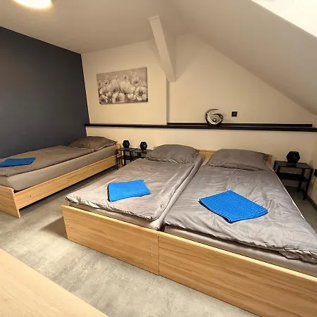2 Apartment *